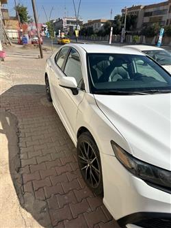 تۆیۆتا کامری